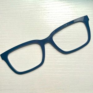 PAIR eyewear topper fits The Larkin